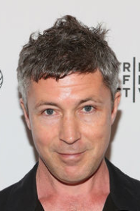 Aidan Gillen