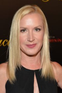 Angela Kinsey