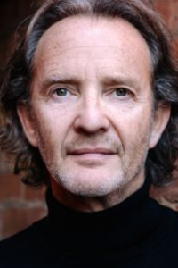 Anton Lesser