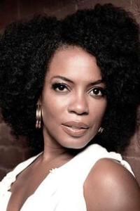 Aunjanue Ellis