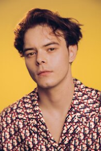 Charlie Heaton