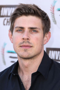 Chris Lowell