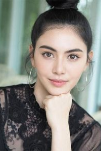 Davika Hoorne