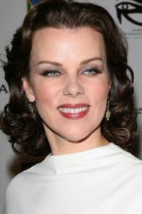 Debi Mazar