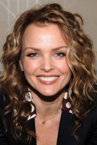 Dina Meyer