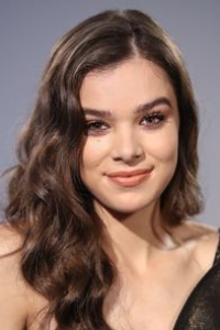 Hailee Steinfeld