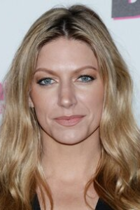 Jes Macallan