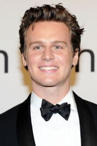 Jonathan Groff