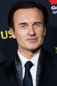 Julian McMahon