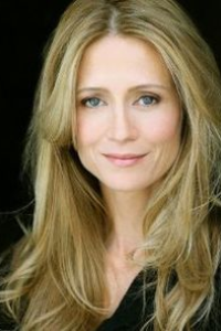 Kelly Rowan