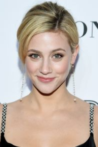 Lili Reinhart