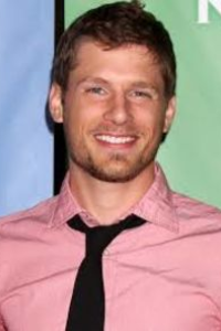 Matt Lauria