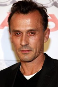 Robert Knepper