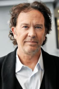 Timothy Hutton