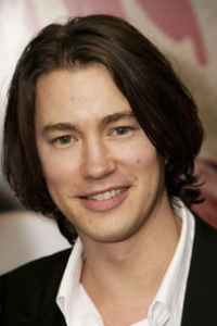 Tom Wisdom