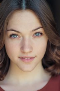 Violett Beane