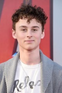 Wyatt Oleff